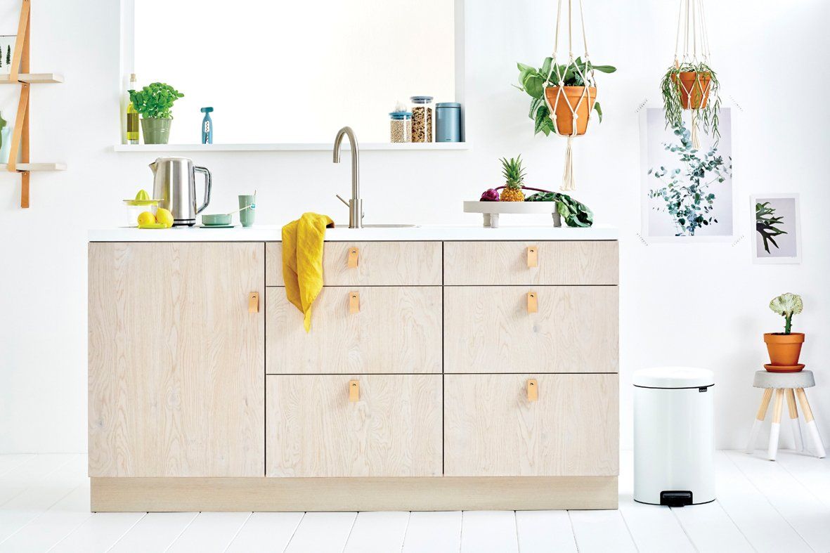 Brabantia NewIcon 20L Platinum Pedal Bin
